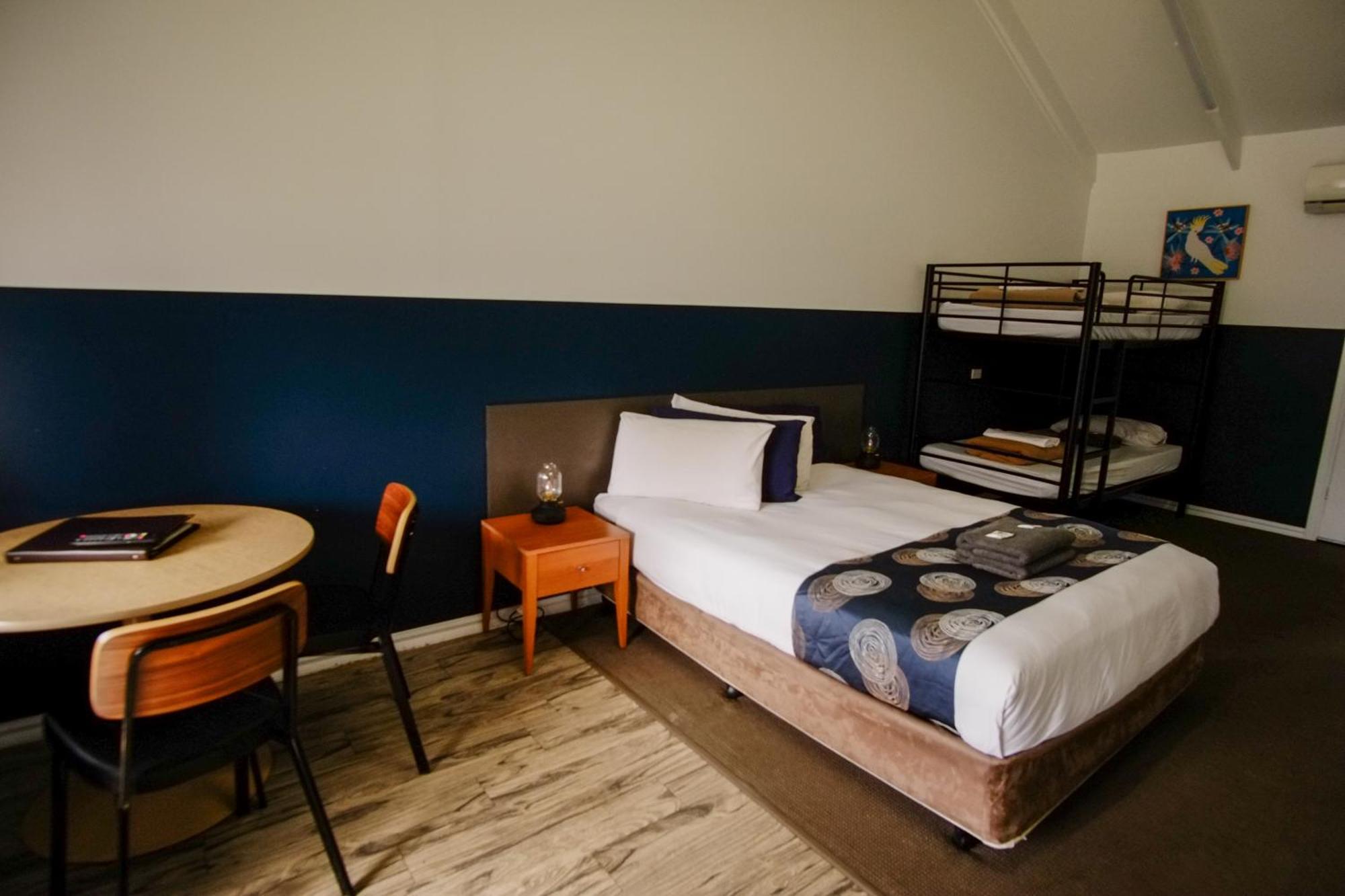 Canberra Ave Villas Кеанбеан Екстериор снимка
