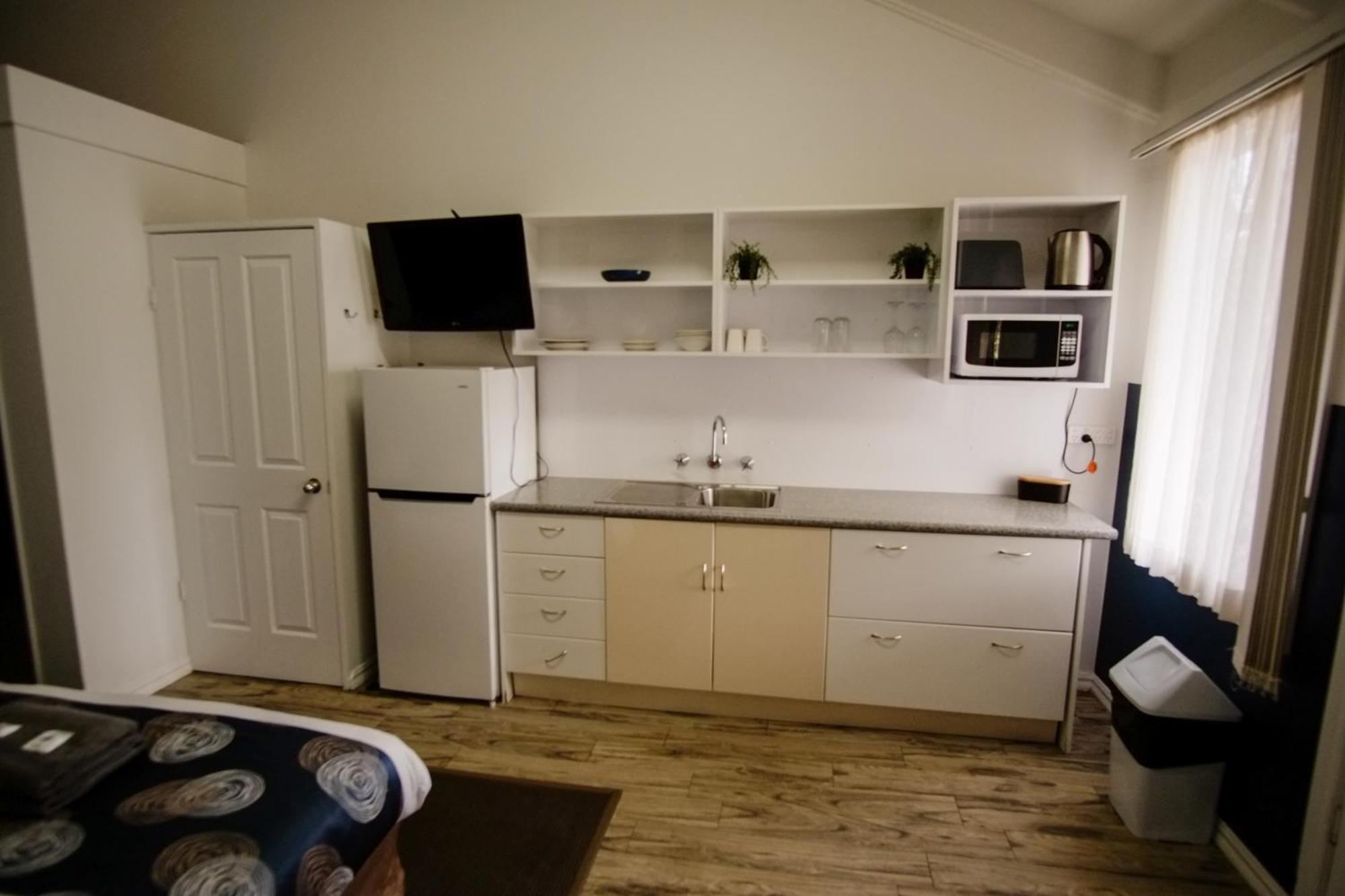 Canberra Ave Villas Кеанбеан Екстериор снимка